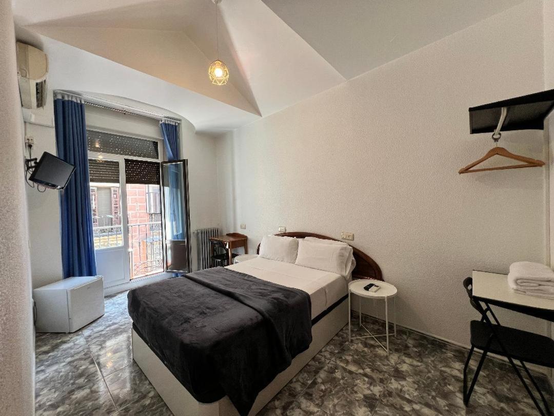 Palacios Fuencarral Guest house Madrid
